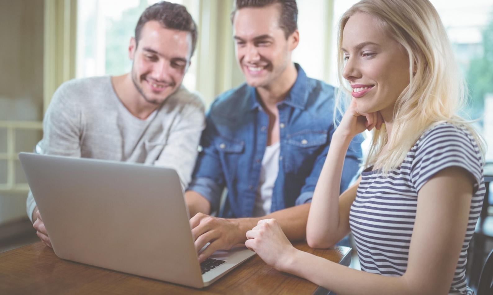 Metodologías colaborativas en análisis de datos financieros